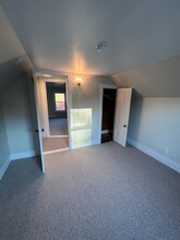 36 Village St, Unit 2 in Lisbon, ME - Building Photo - Building Photo