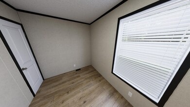 15 Eagle Vista Ln in Orion Township, MI - Building Photo - Building Photo