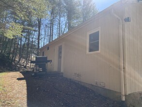 224 Laurel Gap Ridge in Boone, NC - Building Photo - Building Photo