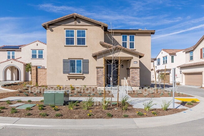 property at 31374 Lolite Dr