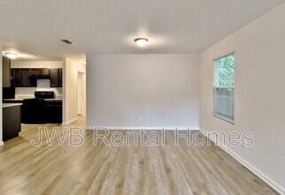 7708 Free Ave in Jacksonville, FL - Building Photo - Building Photo