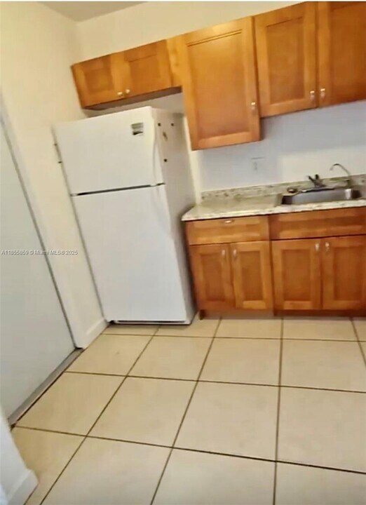 825 NW 46th Ave in Plantation, FL - Building Photo