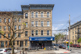 445 Bleecker St in Brooklyn, NY - Building Photo - Building Photo