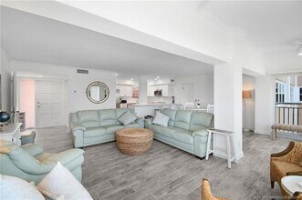 1555 NE Ocean Blvd in Stuart, FL - Building Photo - Building Photo