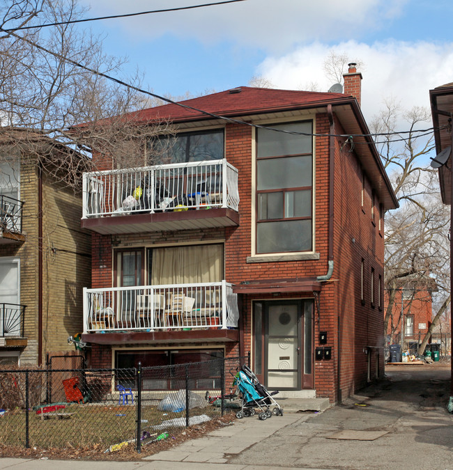 150 Portland St in Toronto, ON - Building Photo - Primary Photo