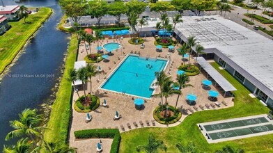 98 Normandy Ln in Delray Beach, FL - Building Photo - Building Photo