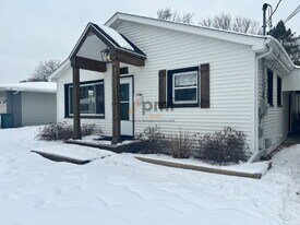 758 Hope St in Valparaiso, IN - Building Photo