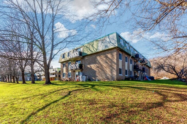 2860 6th Ave W in Owen Sound, ON - Building Photo - Building Photo