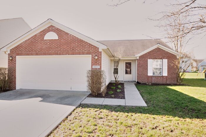 10893 Running Brook Rd in Indianapolis, IN - Building Photo