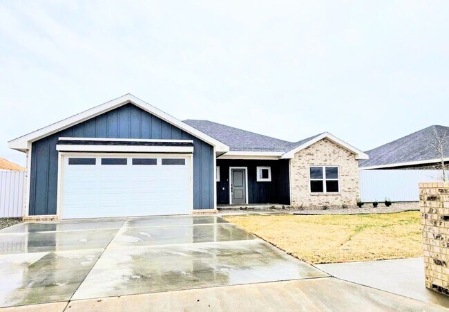 301 Primrose Pt in Clovis, NM - Building Photo - Building Photo