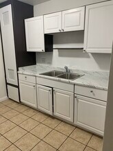 14714 Strathern St, Unit 1 in Panorama City, CA - Building Photo - Building Photo