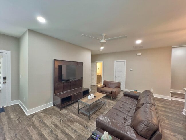 3925 Overbrook Dr in Columbia, SC - Building Photo - Building Photo