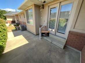 576 E 5500 S in Washington Terrace, UT - Building Photo - Building Photo