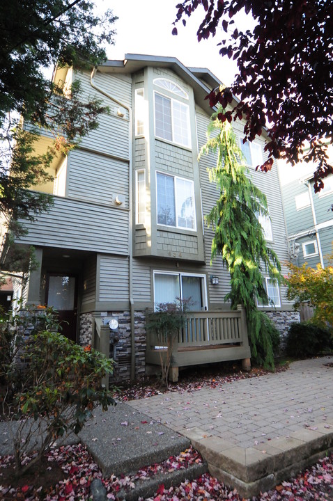 434 NE Maple Leaf Pl in Seattle, WA - Building Photo