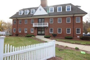 132 Tyngsboro Rd, Unit 9 in Chelmsford, MA - Building Photo