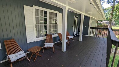 1303 Colony Dr in Marietta, GA - Building Photo - Building Photo