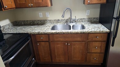 8416 Phillips Rd SW-Unit -10 in Lakewood, WA - Building Photo - Building Photo