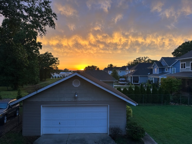 228 Brookdale Ave in Greenville, SC - Building Photo - Building Photo