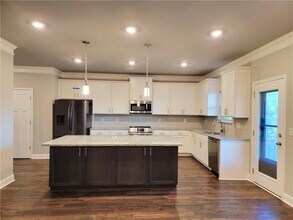 1866 Castleberry Ln in Buford, GA - Building Photo - Building Photo