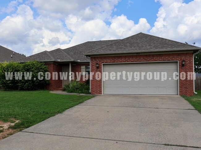 910 Wineberry Rd in Conway, AR - Building Photo - Building Photo