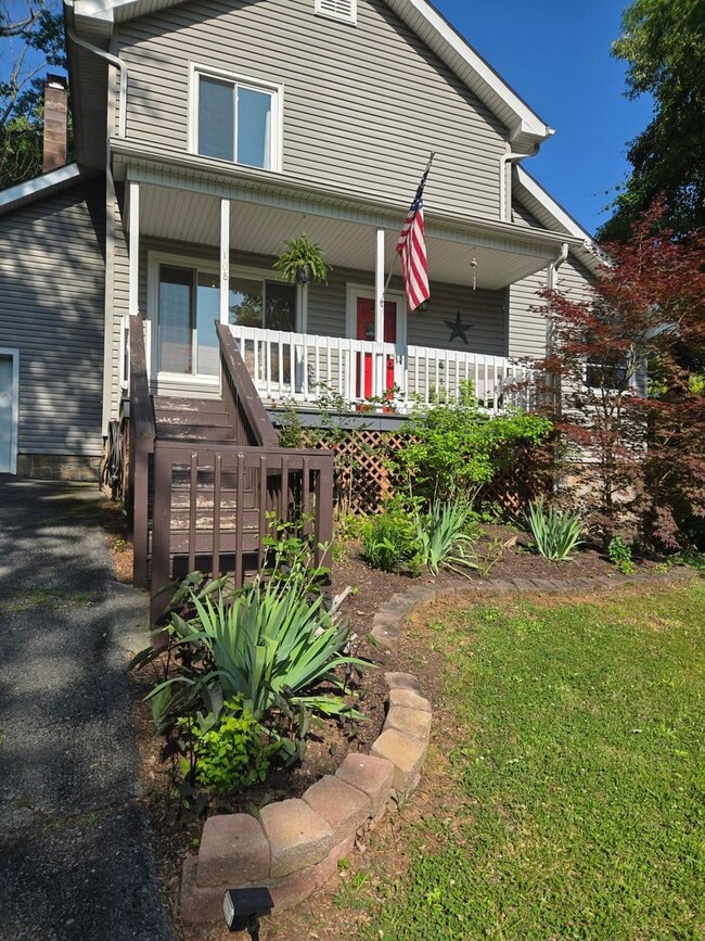 108 Lexington Ave in Elizabethton, TN - Building Photo - Building Photo