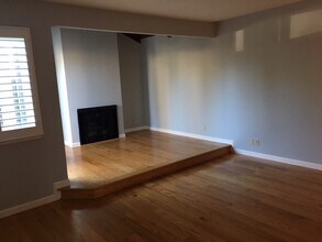 22650 Silver Oak Ln in Cupertino, CA - Building Photo - Building Photo
