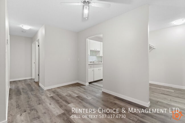 733-733 1 St SW in Medicine Hat, AB - Building Photo - Building Photo