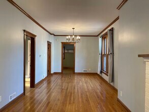 1220 Warren Ave in Downers Grove, IL - Building Photo - Building Photo