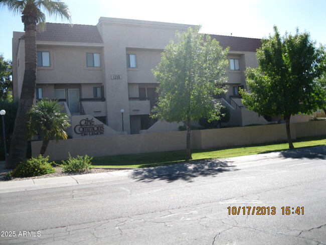 1215 E Lemon St in Tempe, AZ - Building Photo - Building Photo