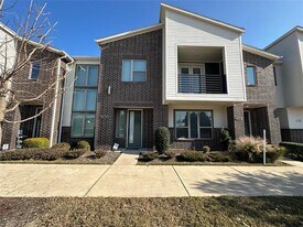 500 Texas Dr in Plano, TX - Building Photo