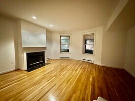 1740 Washington St, Unit 1 in Boston, MA - Building Photo