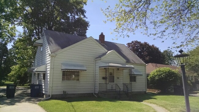 property at 2023 Eileen Rd