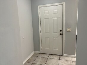 6431 Cypressdale Dr in Riverview, FL - Building Photo - Building Photo