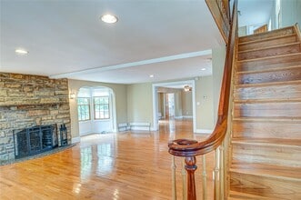 79 Green St in Huntington, NY - Building Photo - Building Photo
