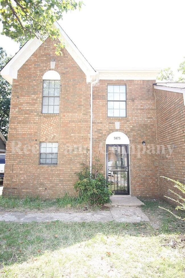 property at 5875 Jardin Pl
