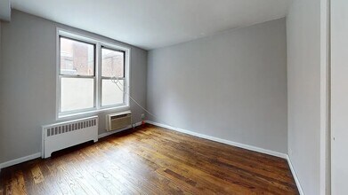 928 Second Avenue, Unit 8 in New York, NY - Building Photo - Building Photo