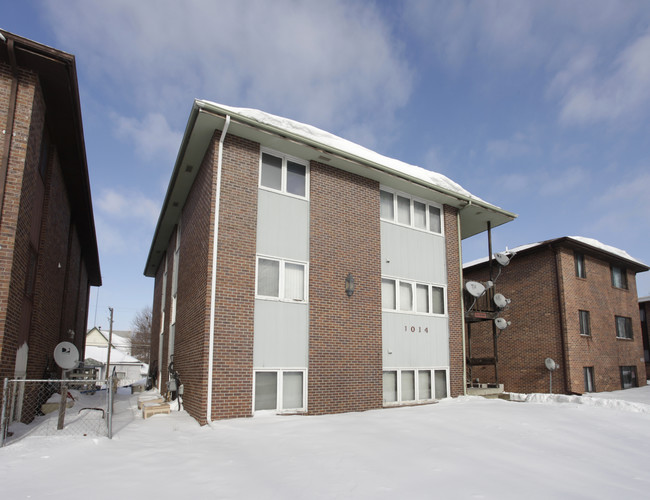 1014 A St in Lincoln, NE - Foto de edificio - Building Photo