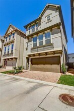 10824 Brittmoore Oaks Pl in Houston, TX - Building Photo - Building Photo