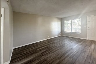 Park Apartments in Daytona Beach, FL - Building Photo - Building Photo