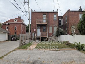 2012 Oregon Ave in St. Louis, MO - Building Photo - Building Photo