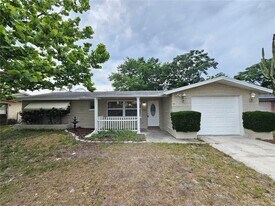 4715 Madison St in New Port Richey, FL - Building Photo