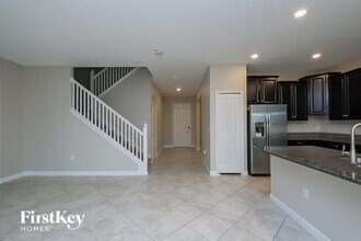 9716 Ivory Dr in Riverview, FL - Foto de edificio - Building Photo