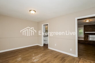 3926 Kerwin Dr in Memphis, TN - Building Photo - Building Photo