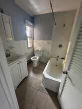 240 Oak St in Bridgeport, CT - Building Photo - Building Photo