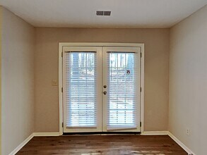 159 Timber Creek Ln SW in Marietta, GA - Building Photo - Building Photo