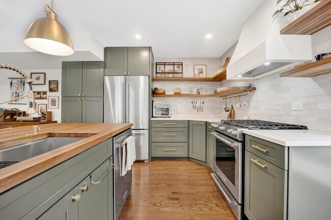 1646 W Julian St in Chicago, IL - Building Photo - Building Photo