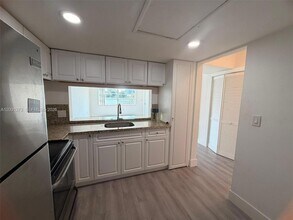 20111 NE 27th Ct, Unit K102 in Aventura, FL - Building Photo - Building Photo