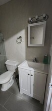 371 NE 57th Ct in Fort Lauderdale, FL - Building Photo - Building Photo