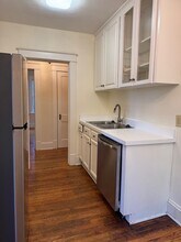 601 Hinsdale St, Unit 2 in Raleigh, NC - Foto de edificio - Building Photo