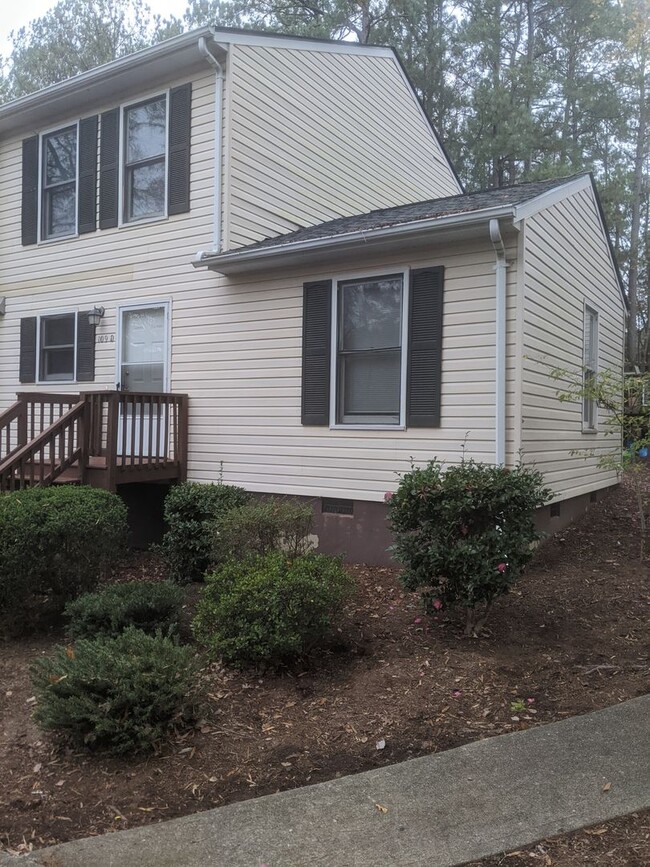 property at 109 Weatherstone Dr